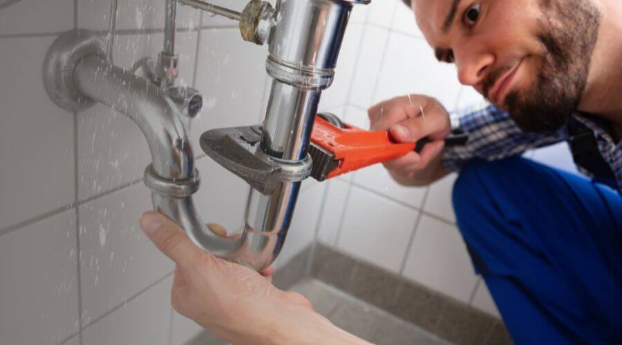 Professional same day plumber services in China, TX